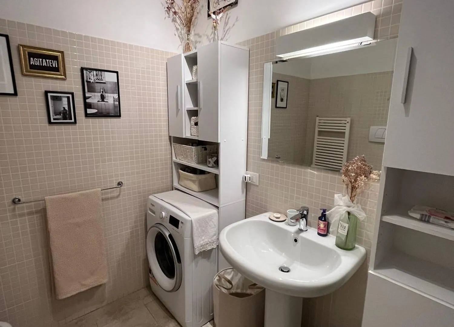 Cozy Studio Apartment Bologna 0*,  Italy